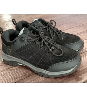 New Balance Sneakers EUC